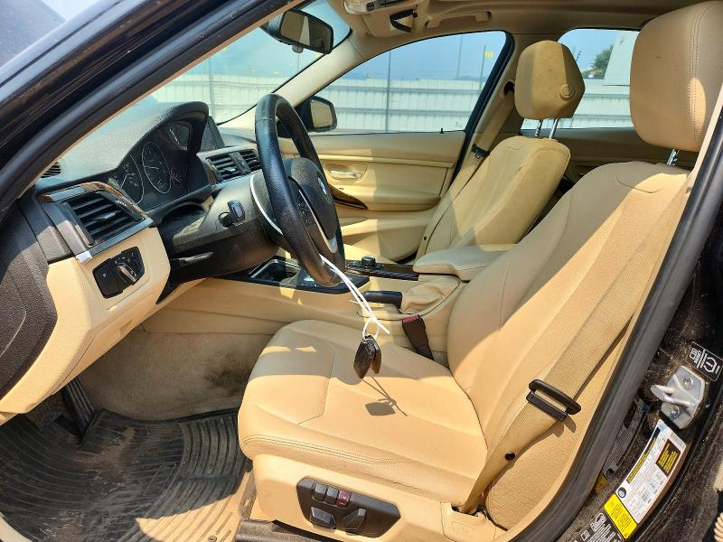 60142716 :رقم المزاد ، WBA3B3C53EJ978281 vin ، 2014 Bmw 328 مزاد بيع