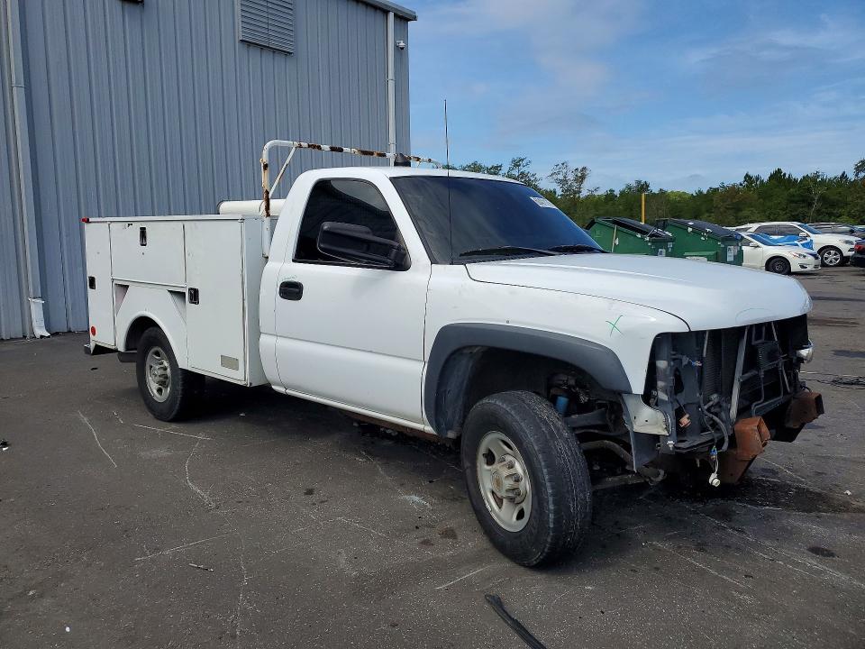2001 Chevrolet Silverado მანქანა იყიდება აუქციონზე, vin: 1GBHC24U01E210853, აუქციონის ნომერი: 60421176