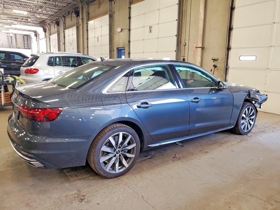 Продажа на аукционе авто 2021 Audi A4, vin: WAUABAF42MN007598, номер лота: 61817686