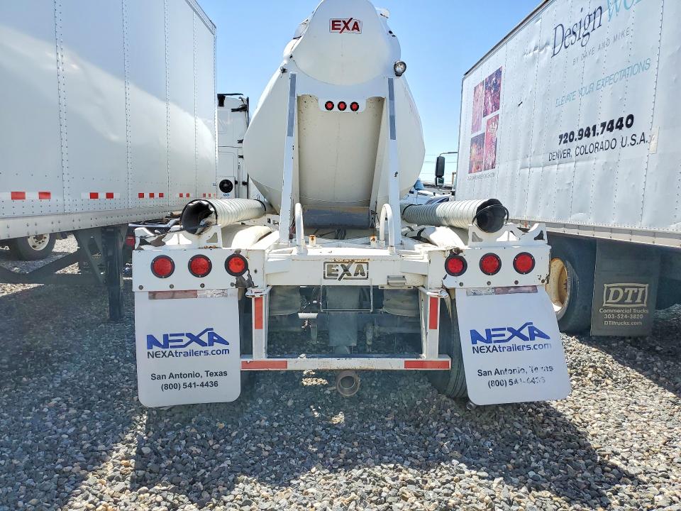 60897576 :رقم المزاد ، 3E9J142H0FT034348 vin ، 2015 Exa Construction Equipment مزاد بيع