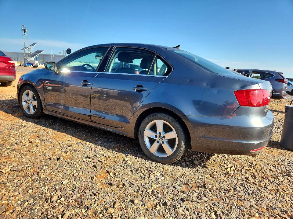 2014 Volkswagen Jetta მანქანა იყიდება აუქციონზე, vin: 3VWLL7AJ1EM398602, აუქციონის ნომერი: 59021326