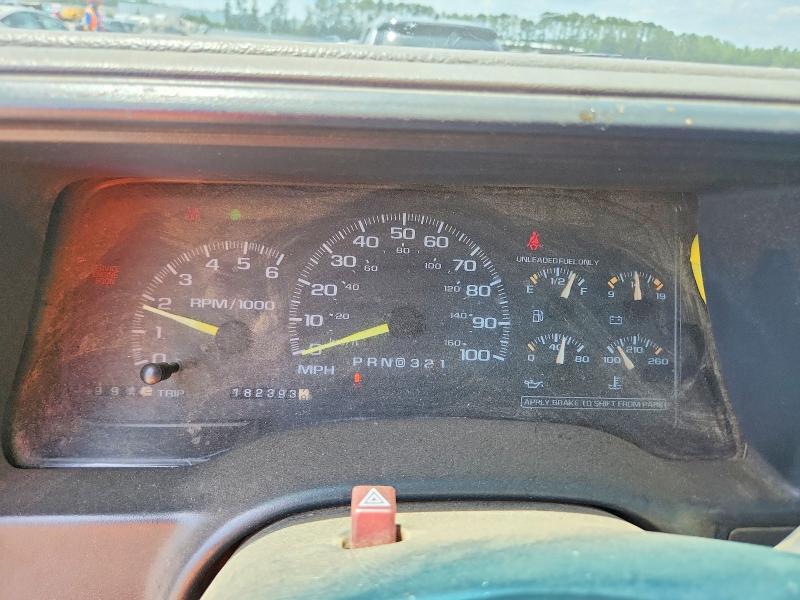 60794006 :رقم المزاد ، 1GCEK14R2WZ116108 vin ، 1998 Chevrolet Gmt-400 مزاد بيع