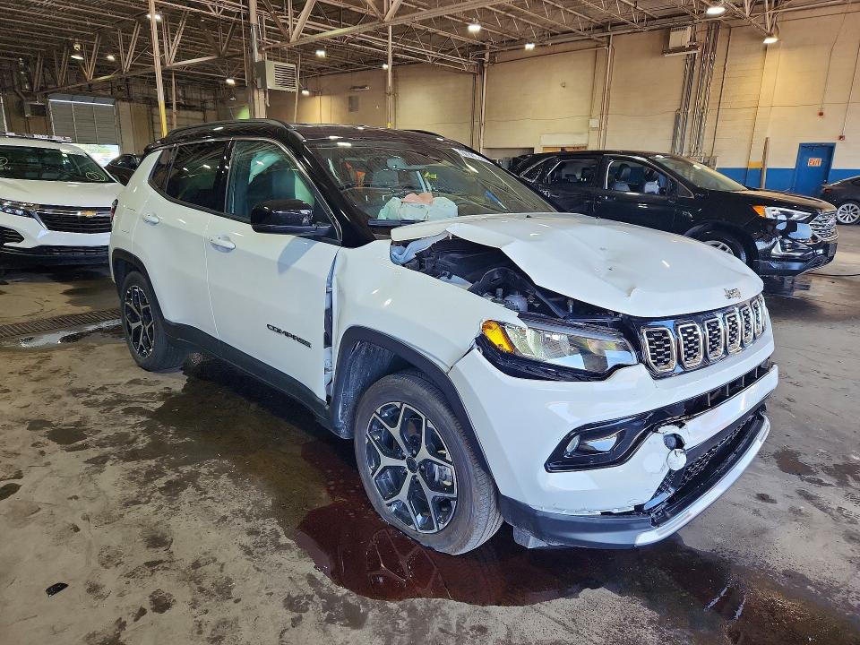 61815226 :رقم المزاد ، 3C4NJDCN4ST621295 vin ، 2025 Jeep Compass مزاد بيع