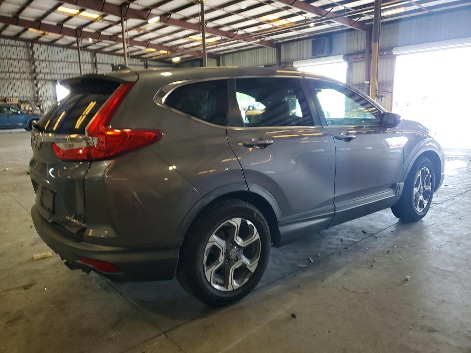 62601386 :رقم المزاد ، 7FARW1H56JE034334 vin ، 2018 Honda Cr-v مزاد بيع