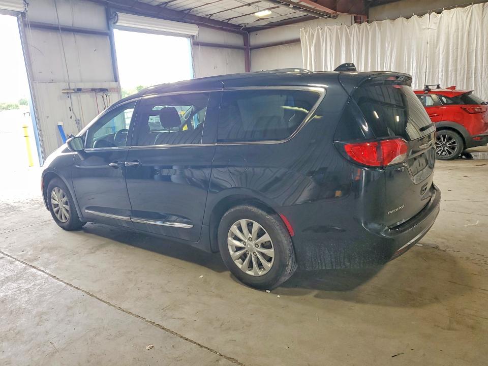 2019 Chrysler Pacifica მანქანა იყიდება აუქციონზე, vin: 2C4RC1BG4KR737886, აუქციონის ნომერი: 60190486