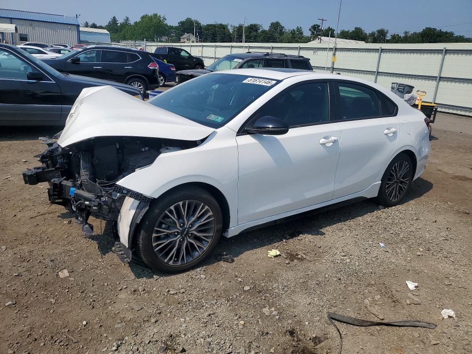 61614146 :رقم المزاد ، 3KPF54AD6PE564242 vin ، 2023 Kia Forte مزاد بيع