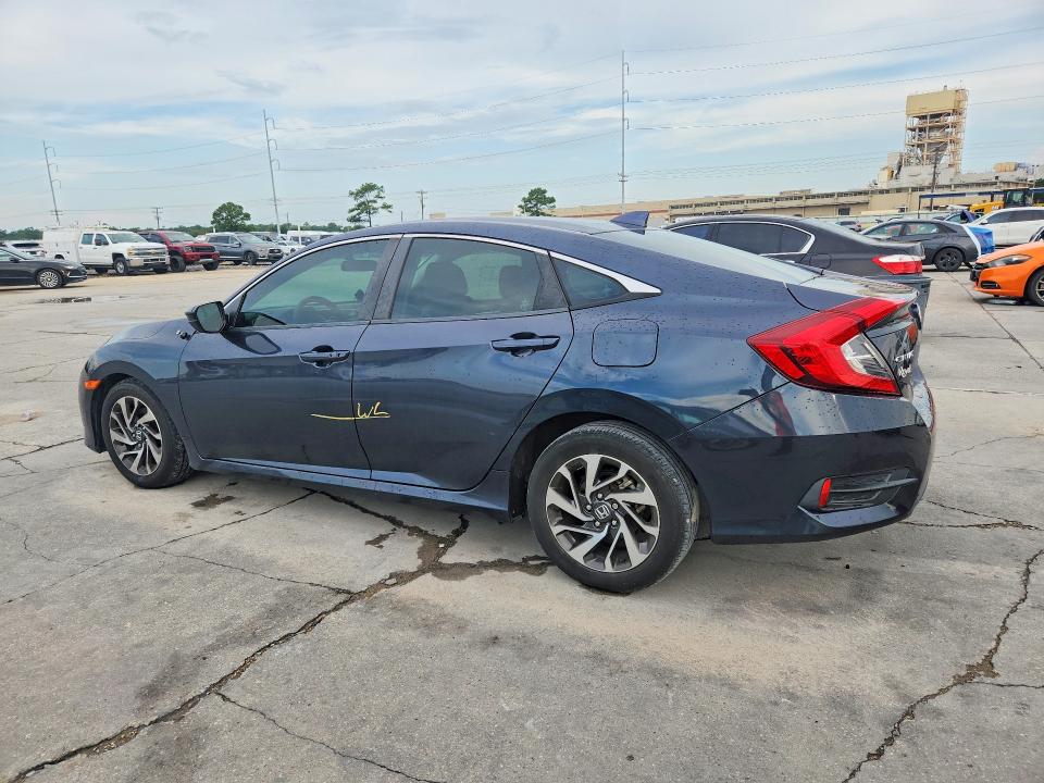 60075406 :رقم المزاد ، 19XFC2F77HE056019 vin ، 2017 Honda Civic مزاد بيع