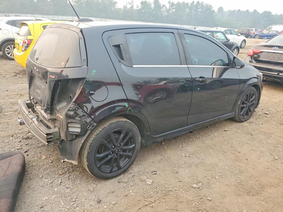61117316 :رقم المزاد ، 1G1JC6SB2K4121002 vin ، 2019 Chevrolet Sonic مزاد بيع