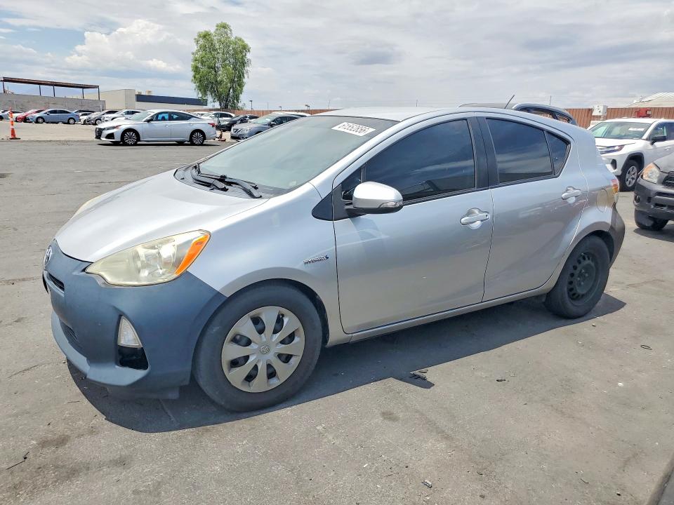 61552856 :رقم المزاد ، JTDKDTB39D1052927 vin ، 2013 Toyota Prius C مزاد بيع
