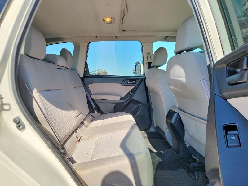 Продажа на аукционе авто 2015 Subaru Forester, vin: JF2SJADC8FH542118, номер лота: 58757696