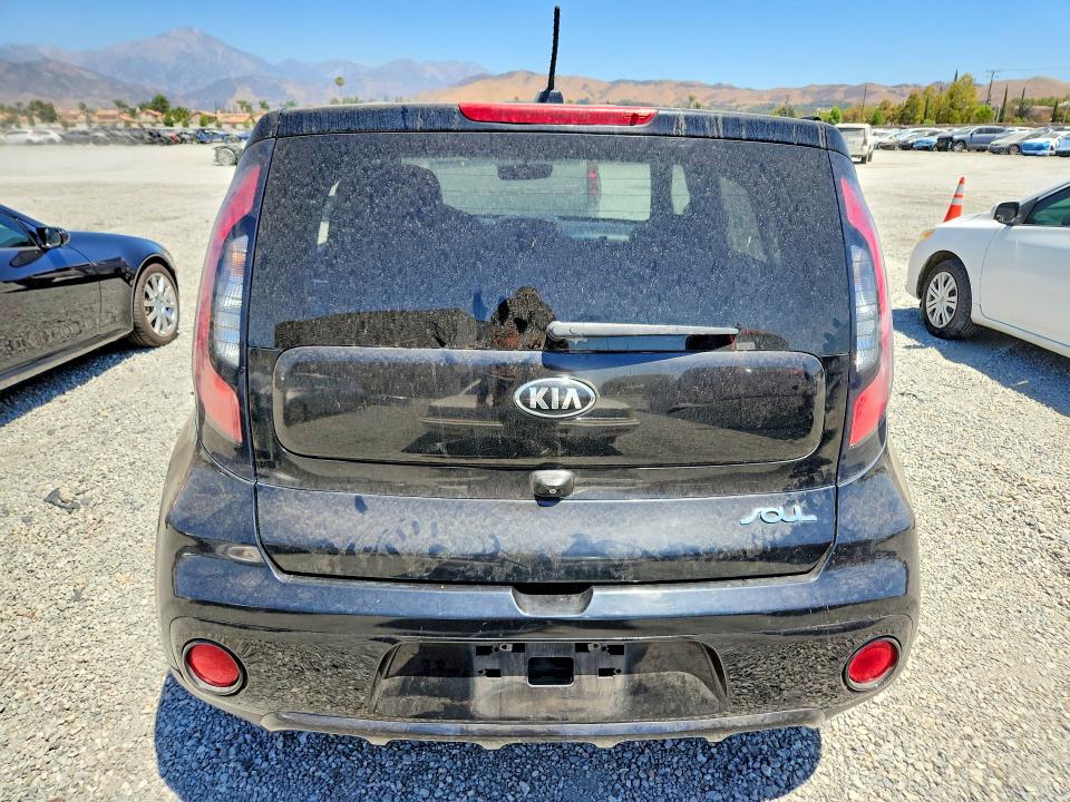 Продаж на аукціоні авто 2017 Kia Soul, vin: KNDJP3A59H7424744, номер лоту: 63422176