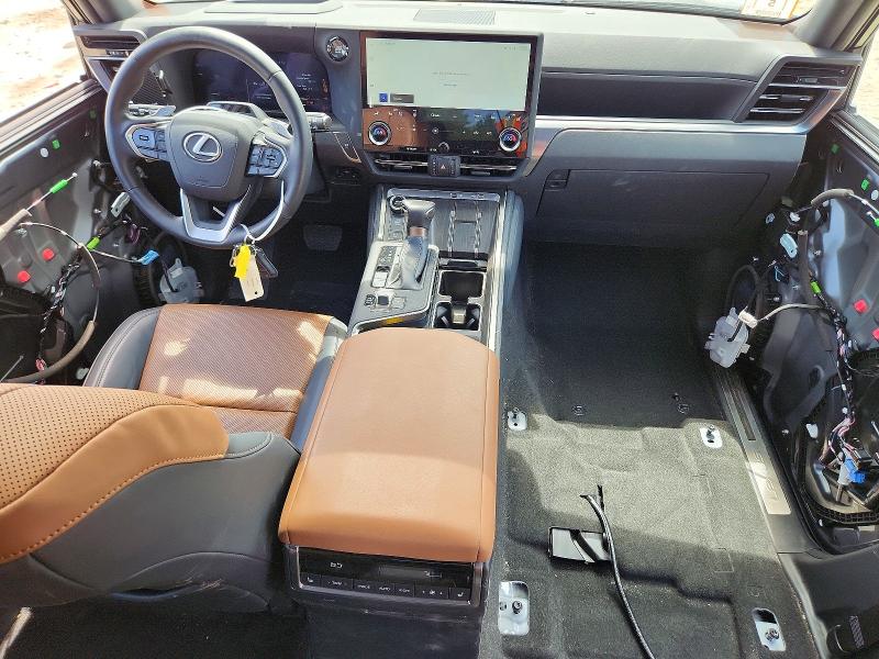 Продажа на аукционе авто 2024 Lexus Gx 550, vin: JTJTBCDX5R5033671, номер лота: 60937526