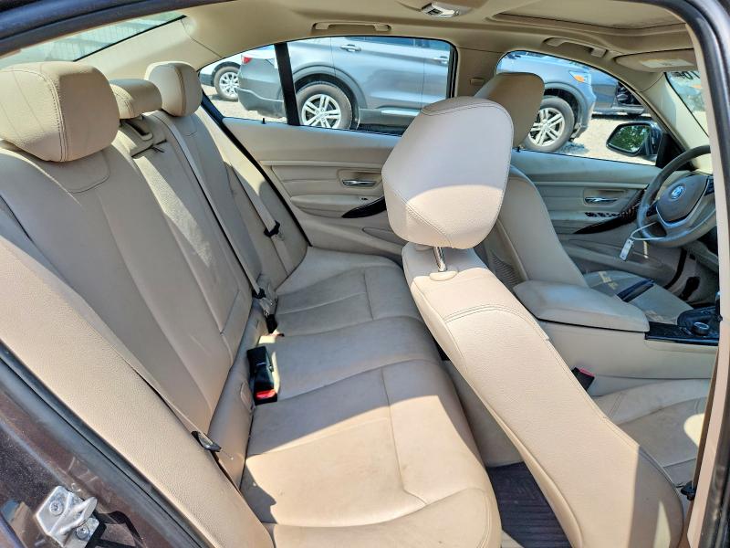 60328376 :رقم المزاد ، WBA3B9C52DF140800 vin ، 2013 Bmw 335 مزاد بيع