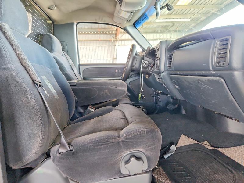 Продажа на аукционе авто 2001 Chevrolet Silverado, vin: 1GCEC14V11Z207728, номер лота: 60884956