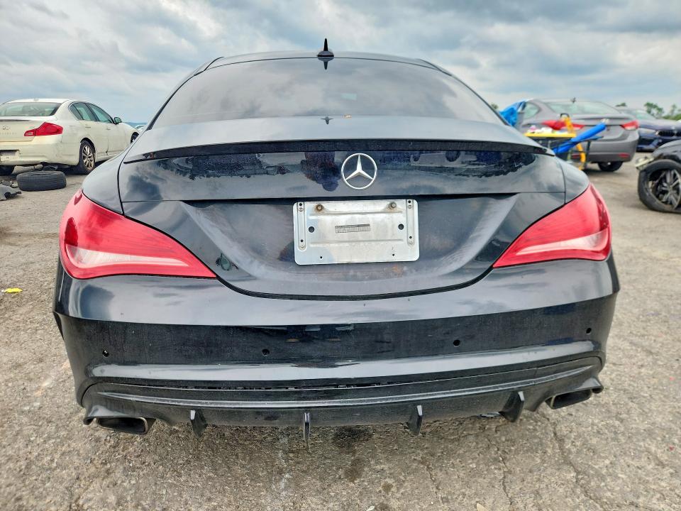 60672176 :رقم المزاد ، WDDSJ4EB5EN068611 vin ، 2014 Mercedes-benz Cla مزاد بيع