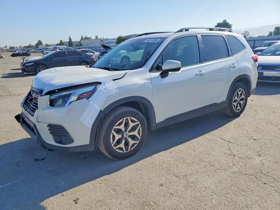 60874206 :رقم المزاد ، JF2SKAEC0NH506515 vin ، 2022 Subaru Forester مزاد بيع