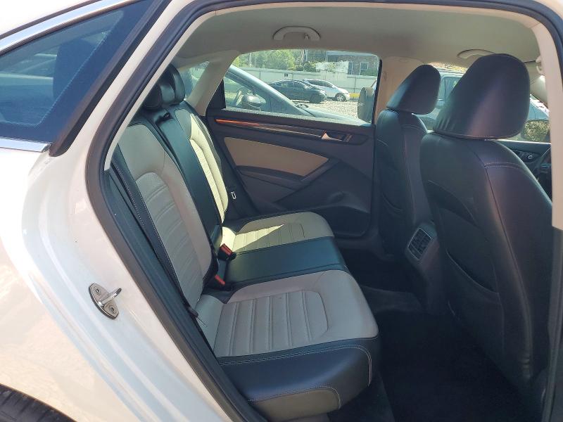 2015 Volkswagen Passat მანქანა იყიდება აუქციონზე, vin: 1VWBT7A34FC031628, აუქციონის ნომერი: 61017306