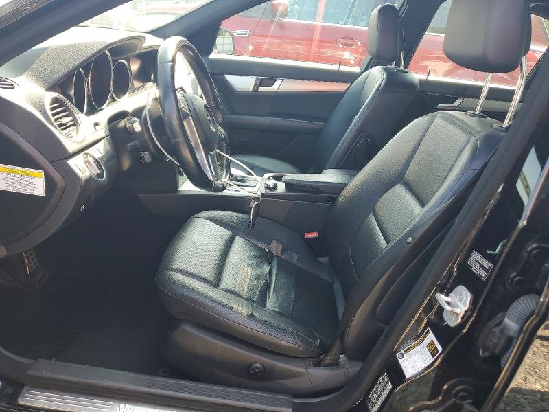 62245076 :رقم المزاد ، WDDGF8AB9ER320938 vin ، 2014 Mercedes-benz C مزاد بيع