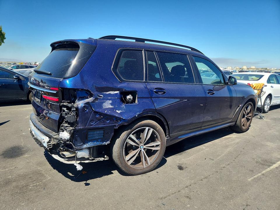 2026 Bmw X7 მანქანა იყიდება აუქციონზე, vin: 5UX23EM0XT9028815, აუქციონის ნომერი: 60855756