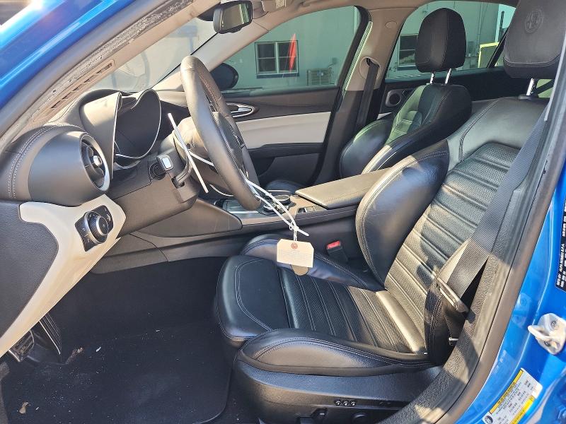 63433736 :رقم المزاد ، ZARFAMBN5K7611956 vin ، 2019 Alfa Romeo Giulia مزاد بيع