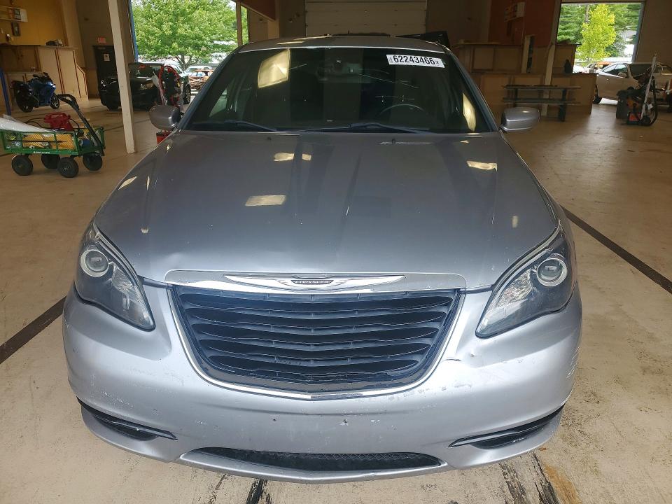 2014 Chrysler 200 მანქანა იყიდება აუქციონზე, vin: 1C3CCBBB3EN185335, აუქციონის ნომერი: 62243466