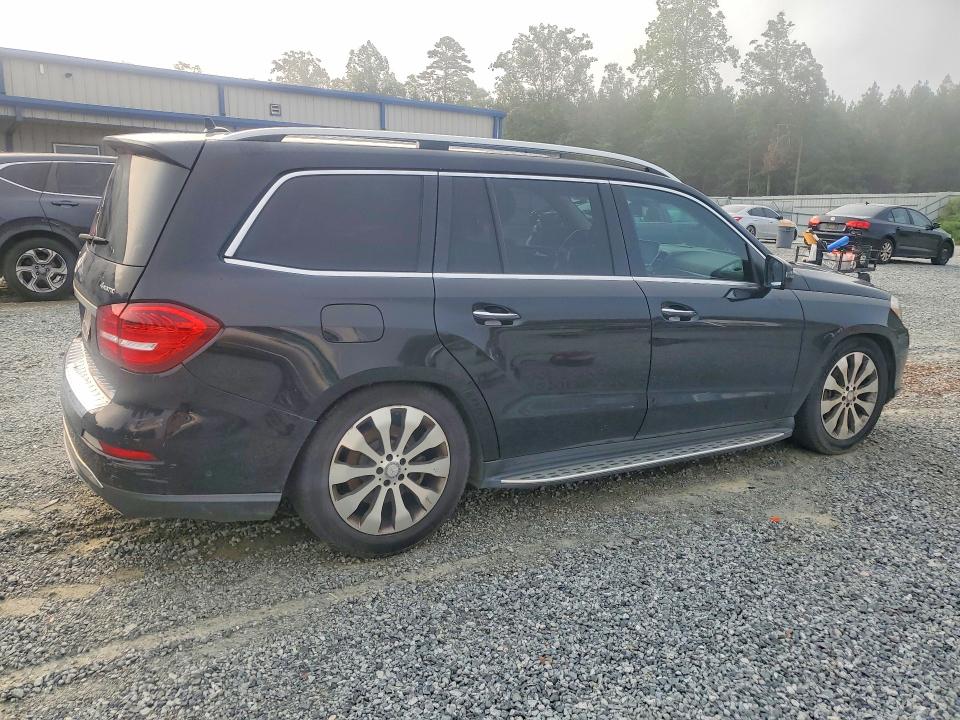 62707996 :رقم المزاد ، 4JGDF6EE2HA896861 vin ، 2017 Mercedes-benz Gls مزاد بيع