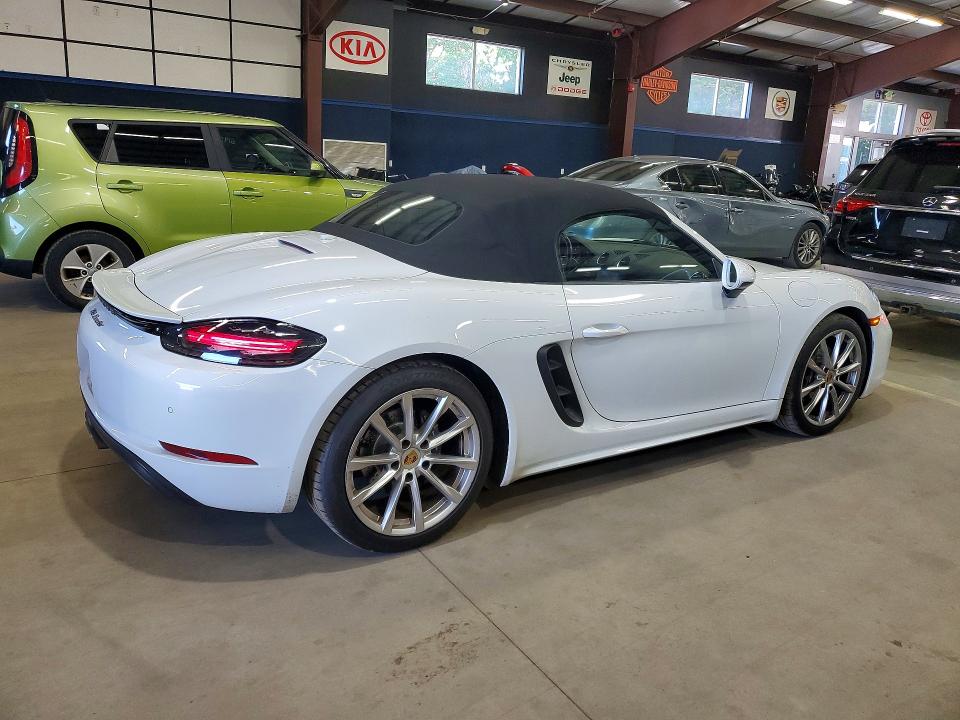 Продажа на аукционе авто 2019 Porsche Boxster, vin: WP0CA2A82KS211217, номер лота: 62563886