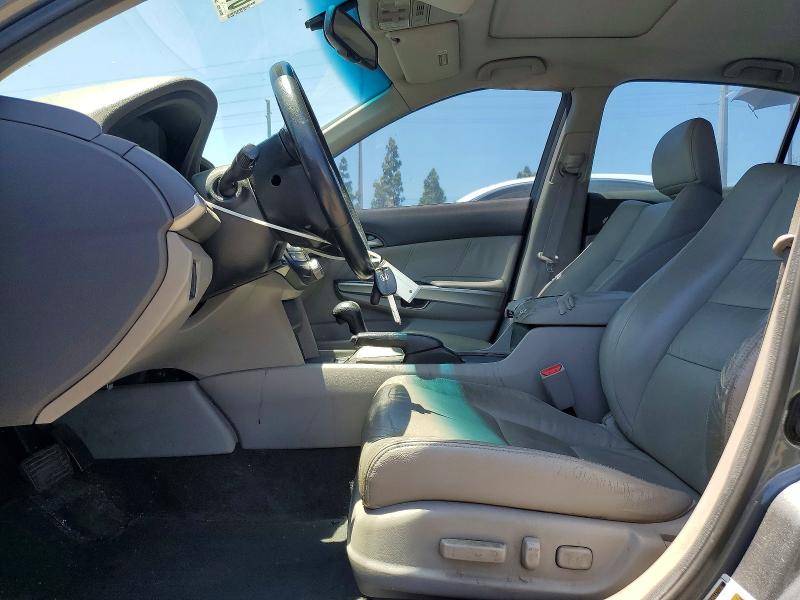 Auction sale of the 2010 Honda Accord, vin: 1HGCP2F84AA048017, lot number: 61979666