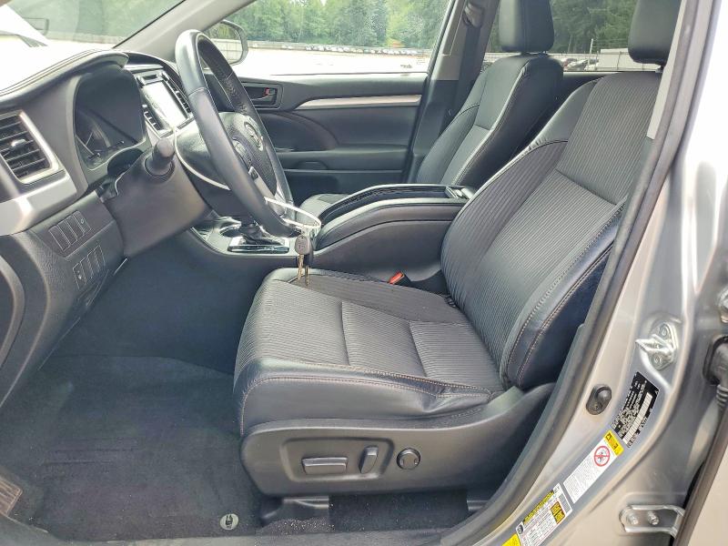 Продаж на аукціоні авто 2016 Toyota Highlander, vin: 5TDBKRFH3GS299334, номер лоту: 61113276