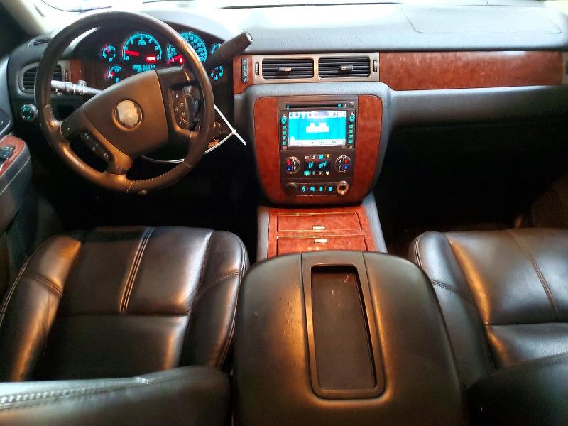 2008 Chevrolet Suburban მანქანა იყიდება აუქციონზე, vin: 3GNFC16088G209225, აუქციონის ნომერი: 61366976