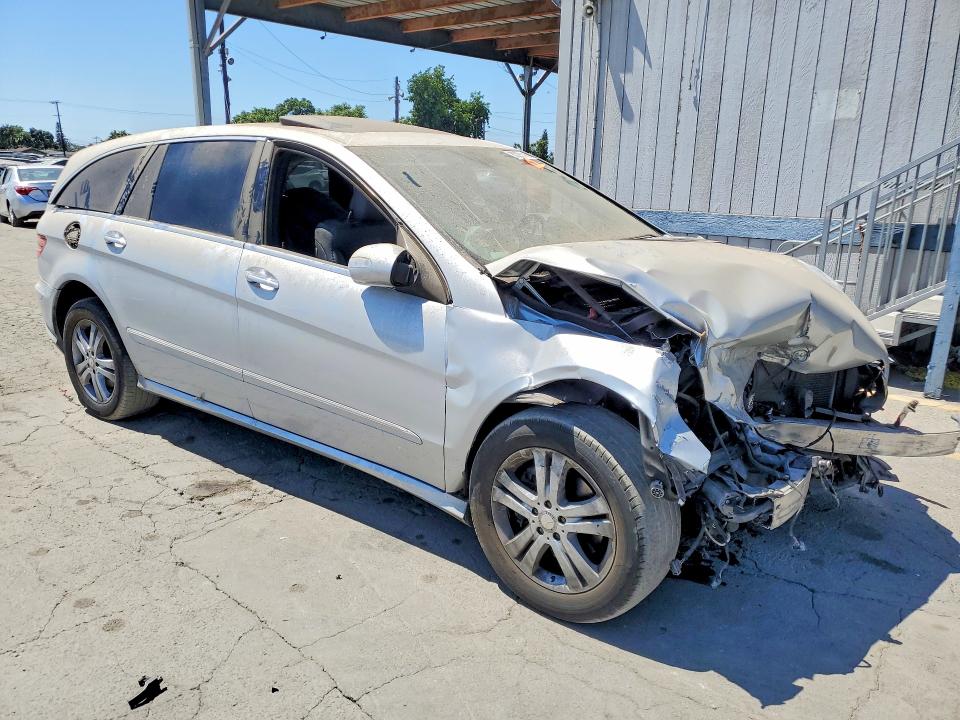 60026116 :رقم المزاد ، 4JGCB56E08A069697 vin ، 2008 Mercedes-benz R مزاد بيع