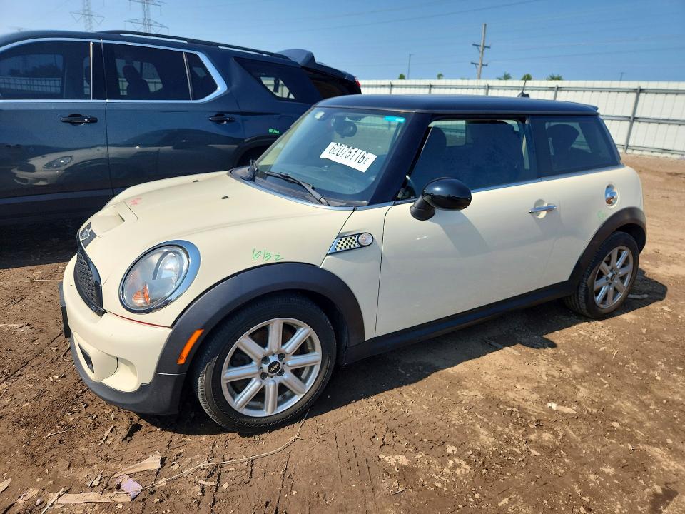 Продажа на аукционе авто 2013 Mini Cooper, vin: WMWSV3C57DT389885, номер лота: 62075116