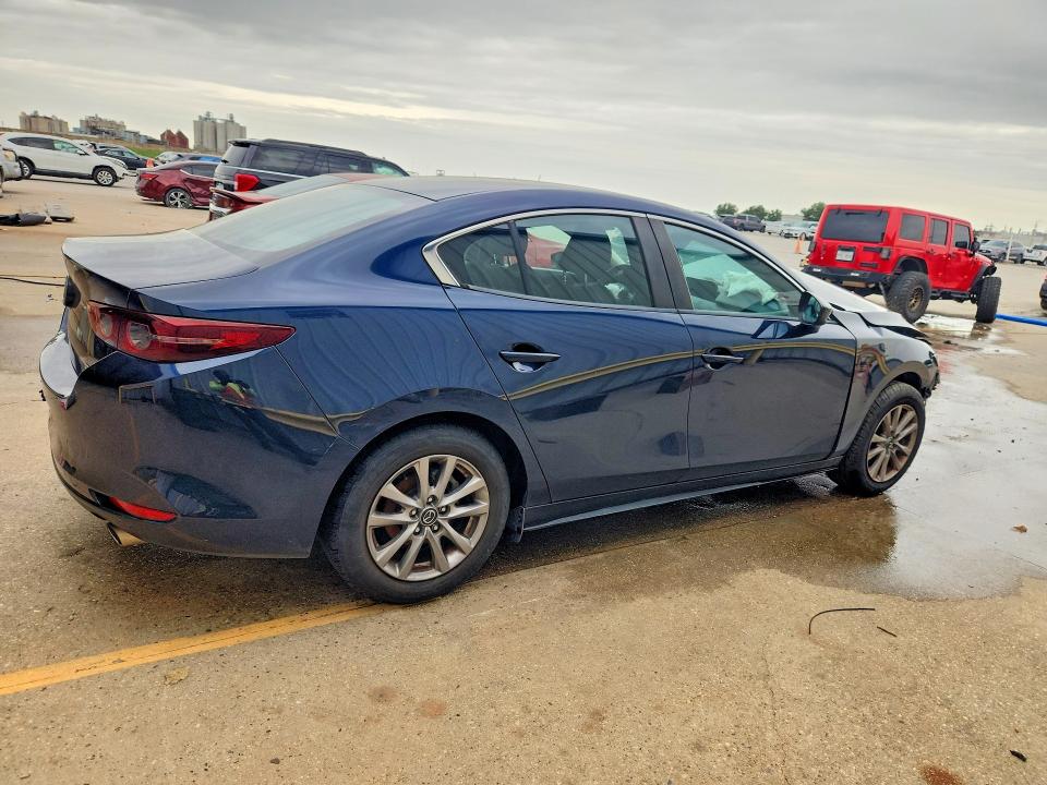 60677776 :رقم المزاد ، 3MZBPABL7LM136738 vin ، 2020 Mazda 3 مزاد بيع