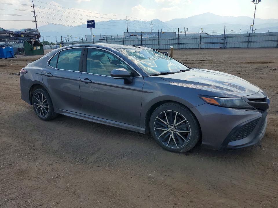 Продаж на аукціоні авто 2022 Toyota Camry, vin: 4T1T11AK4NU686488, номер лоту: 58741156