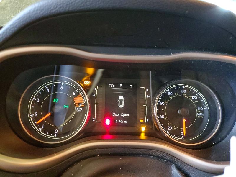 60303176 :رقم المزاد ، 1C4PJMCB7GW247054 vin ، 2016 Jeep Cherokee مزاد بيع