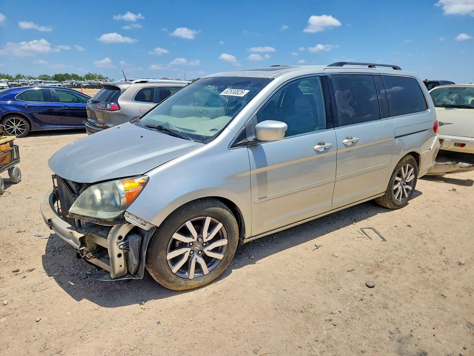 62530826 :رقم المزاد ، 5FNRL38638B108652 vin ، 2008 Honda Odyssey مزاد بيع