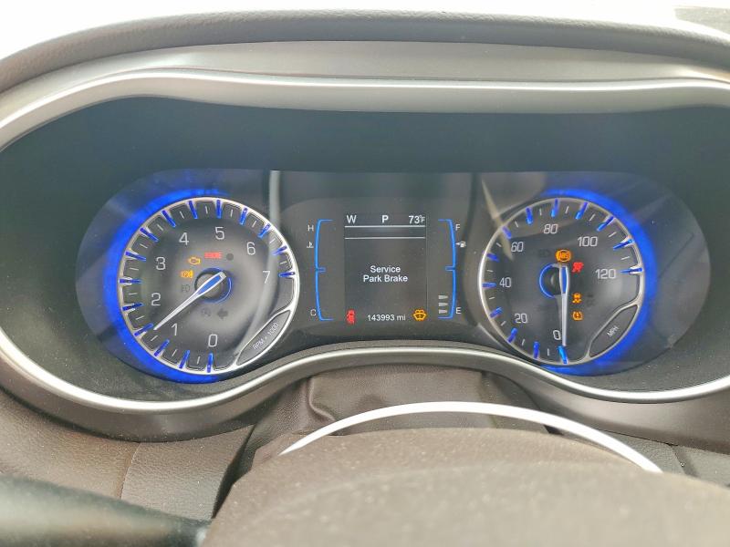 60712226 :رقم المزاد ، 2C4RC1DG1HR712062 vin ، 2017 Chrysler Pacifica مزاد بيع