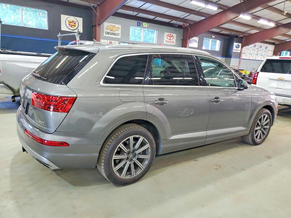 2017 Audi Q7 მანქანა იყიდება აუქციონზე, vin: WA1VABF75HD029785, აუქციონის ნომერი: 60562326