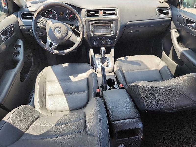 61430066 :رقم المزاد ، 3VWDP7AJ2CM338737 vin ، 2012 Volkswagen Jetta مزاد بيع