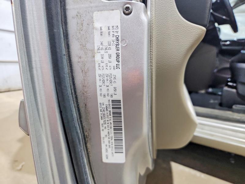 62141196 :رقم المزاد ، 2C4RC1BG0CR176295 vin ، 2012 Chrysler Town & Country مزاد بيع