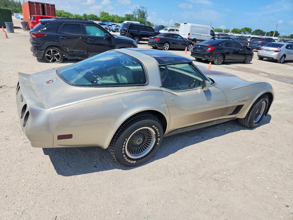 62755586 :رقم المزاد ، 1G1AY0788C5121304 vin ، 1982 Chevrolet Corvette مزاد بيع