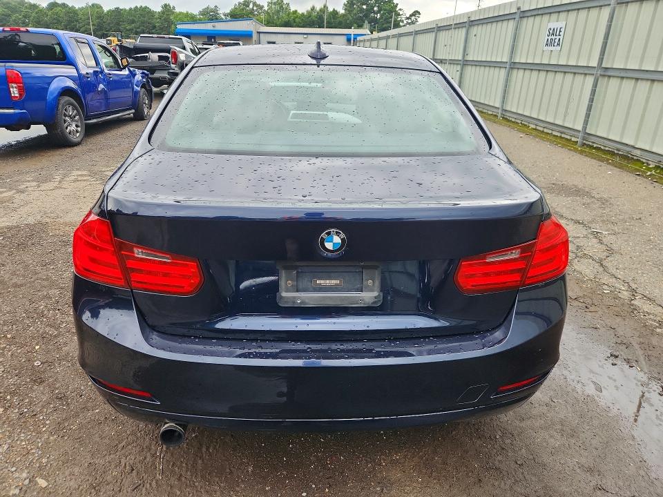 2013 Bmw 320 მანქანა იყიდება აუქციონზე, vin: WBA3B1C5XDF461677, აუქციონის ნომერი: 59726816