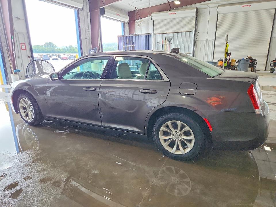 Продажа на аукционе авто 2015 Chrysler 300, vin: 2C3CCAAG2FH772675, номер лота: 59009696