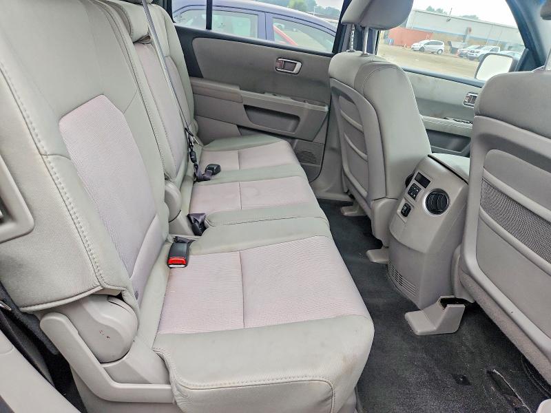 60676096 :رقم المزاد ، 5FNYF4H44BB065549 vin ، 2011 Honda Pilot مزاد بيع