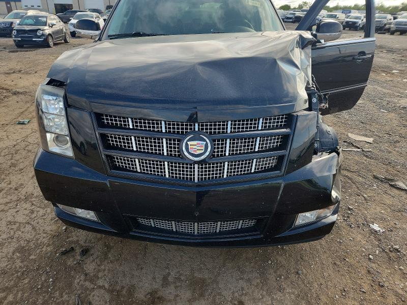 2012 Cadillac Escalade მანქანა იყიდება აუქციონზე, vin: 1GYS4CEF1CR292117, აუქციონის ნომერი: 60573736