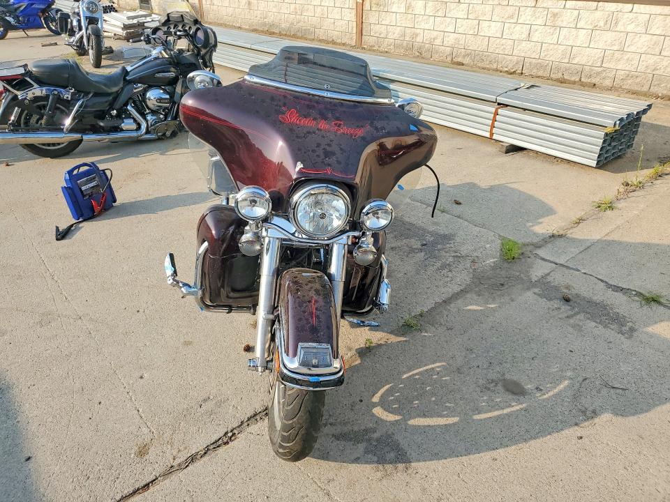 60945106 :رقم المزاد ، 1HD1FC41X7Y650469 vin ، 2007 Harley-davidson Flhtcui مزاد بيع