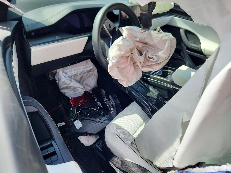 Продаж на аукціоні авто 2023 Tesla Model X, vin: 7SAXCBE66PF430614, номер лоту: 61478536
