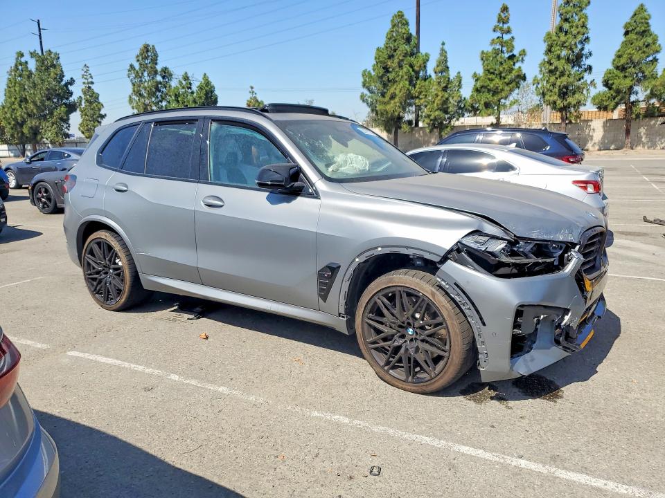 62691276 :رقم المزاد ، 5YM13ET00T9051896 vin ، 2026 Bmw X5 مزاد بيع