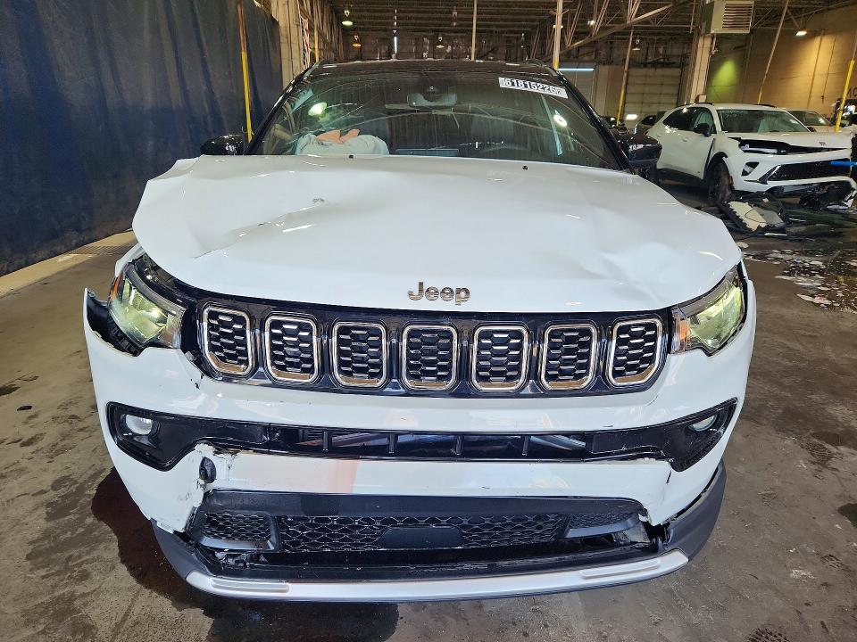 61815226 :رقم المزاد ، 3C4NJDCN4ST621295 vin ، 2025 Jeep Compass مزاد بيع