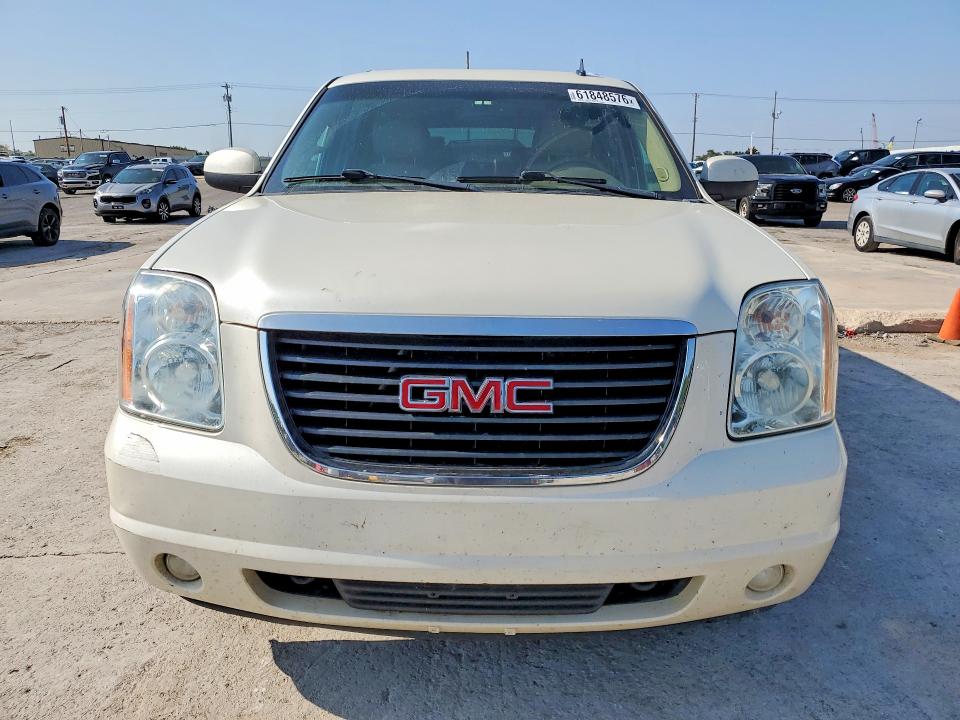 61848576 :رقم المزاد ، 1GKS2KE74ER240454 vin ، 2014 Gmc Yukon Xl مزاد بيع